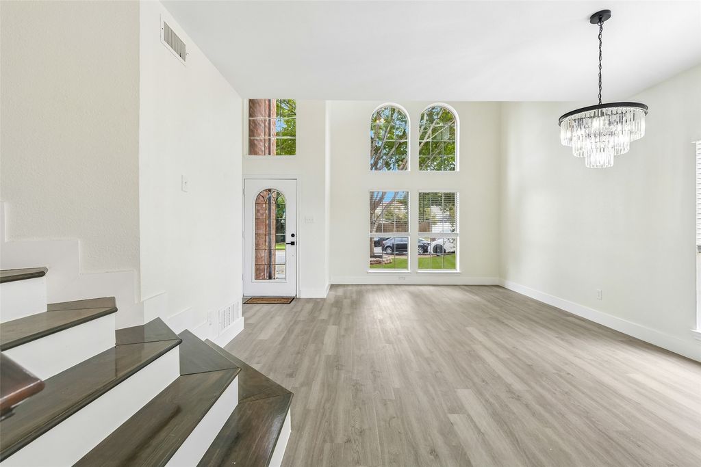 7108 Cadillac Boulevard, Arlington, TX 76016 — photo 5