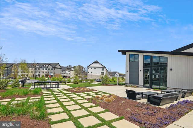 7600 ROSSVILLE LN, Glen Burnie, MD 21060