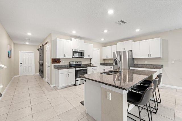 194 ARGYLL DRIVE, Spring Hill, FL 34609