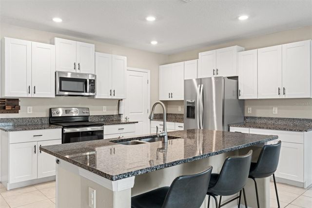 194 ARGYLL DRIVE, Spring Hill, FL 34609