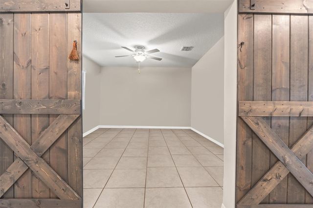 194 ARGYLL DRIVE, Spring Hill, FL 34609
