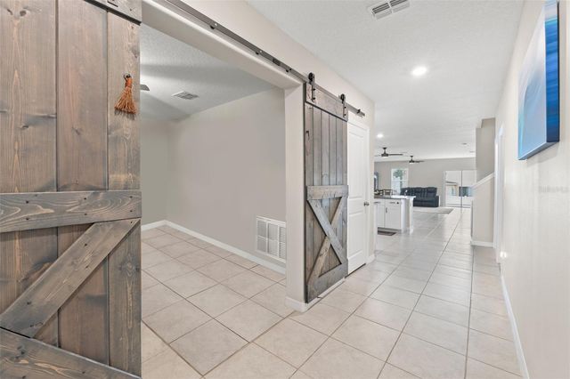 194 ARGYLL DRIVE, Spring Hill, FL 34609