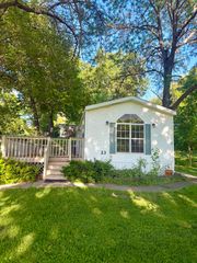1009 Bay Road 23, Mchenry, IL 60051