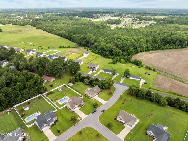710 Red Birch Lane, Greenville, NC 27858