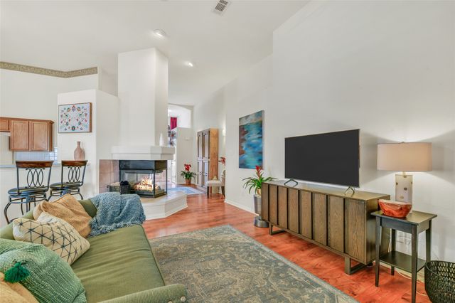 6216 Gillispie Drive, Fort Worth, TX 76132