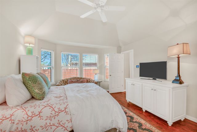 6216 Gillispie Drive, Fort Worth, TX 76132