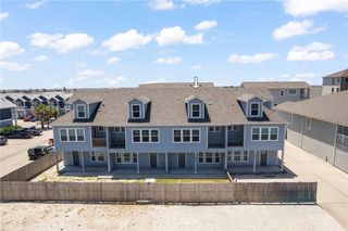 15217 Windward Dr 402, Corpus Christi, TX 78418