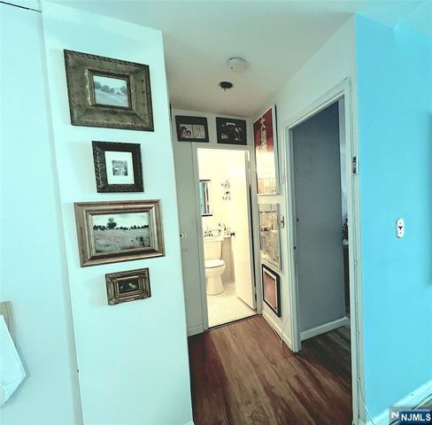 7100 Boulevard E 6K, Guttenberg, NJ 07093
