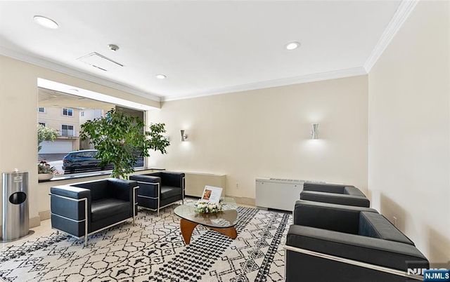 7100 Boulevard E 6K, Guttenberg, NJ 07093
