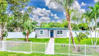 14920 Garfield Dr, Homestead, FL 33033
