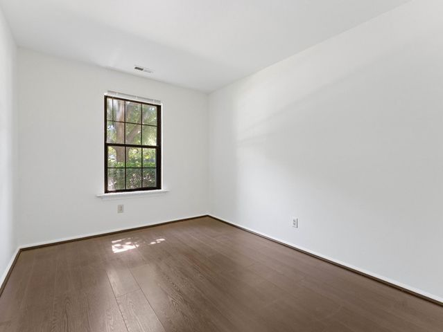 139 BRADFORD CT, Mount Laurel, NJ 08054