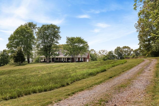 4870 Morrow Rd, Woodlawn, TN 37191
