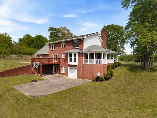 4870 Morrow Rd, Woodlawn, TN 37191