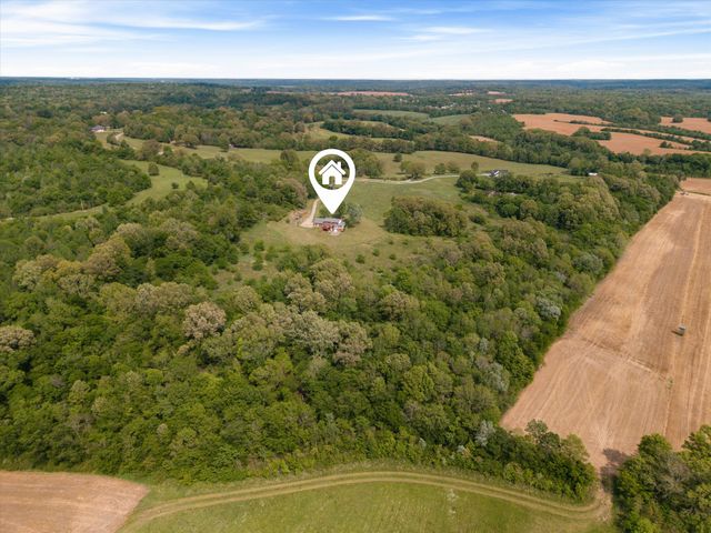 4870 Morrow Rd, Woodlawn, TN 37191