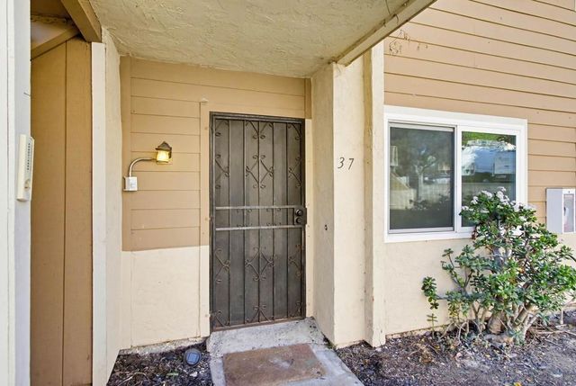 637 R Ave 37, National City, CA 91950