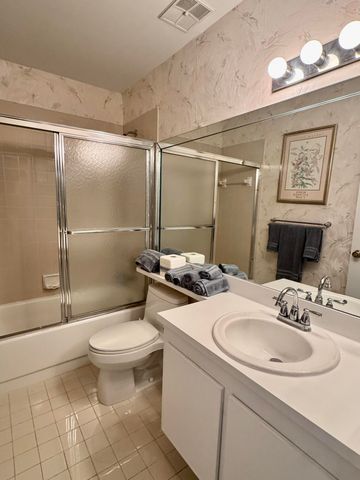 2840 Casa Way 201, Delray Beach, FL 33445