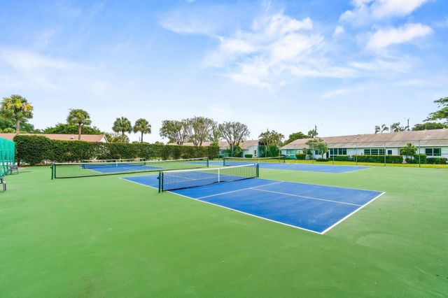 2840 Casa Way 201, Delray Beach, FL 33445