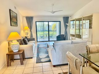 2840 Casa Way 201, Delray Beach, FL 33445