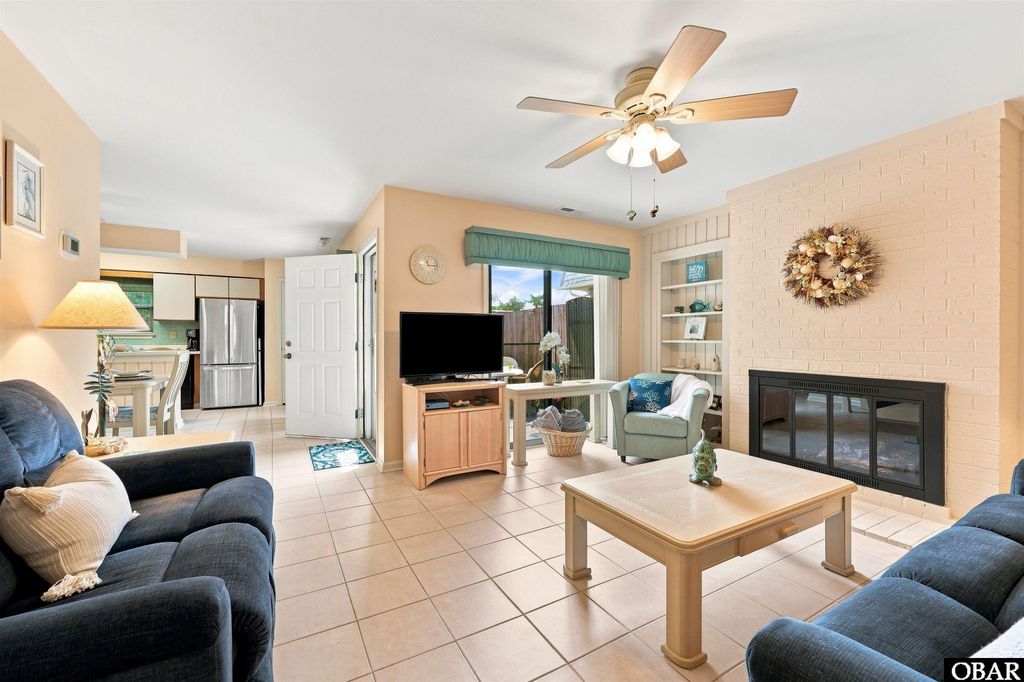 Image 16 of property listing at 607 Angler Way Unit 607, Kitty Hawk, NC 27949