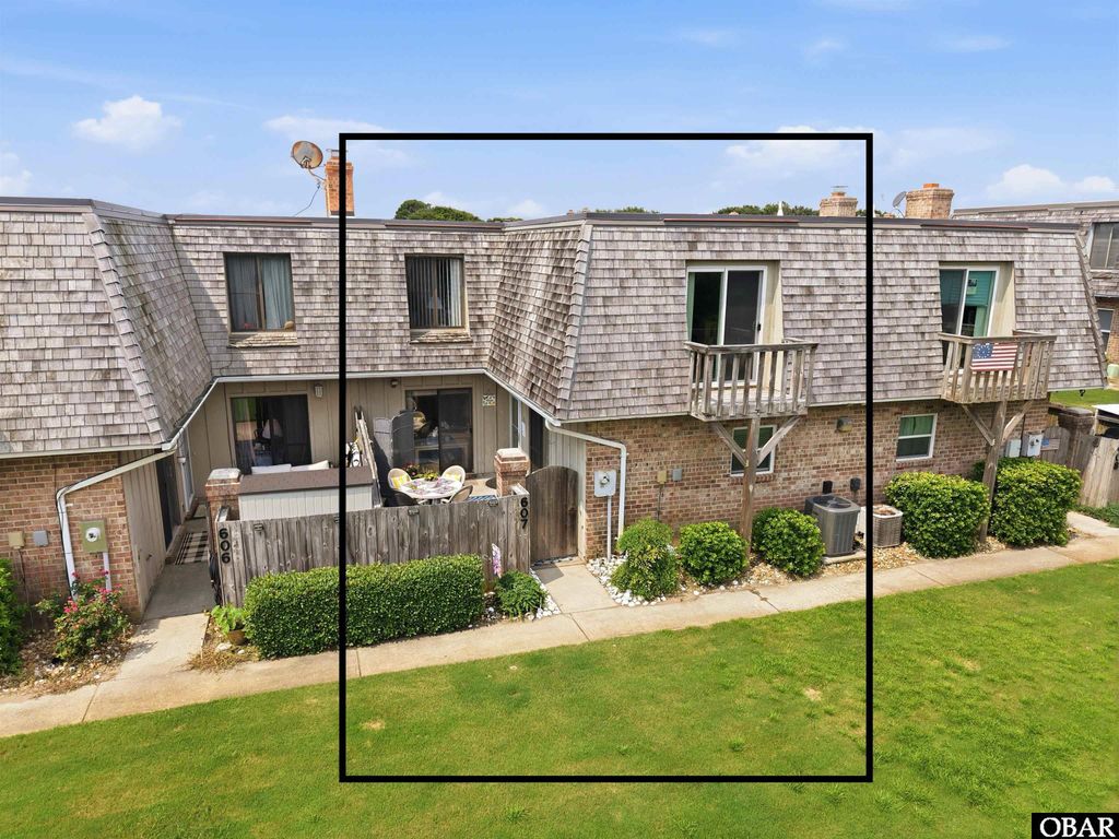 Image 3 of property listing at 607 Angler Way Unit 607, Kitty Hawk, NC 27949
