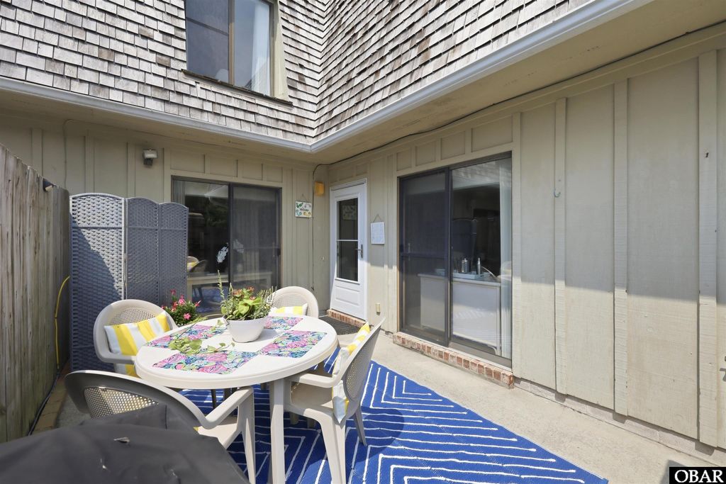 Image 6 of property listing at 607 Angler Way Unit 607, Kitty Hawk, NC 27949