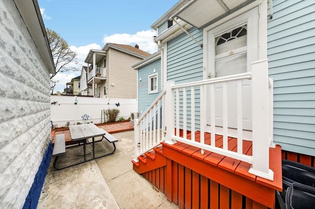 82 Princeton St, New Bedford, MA 02745