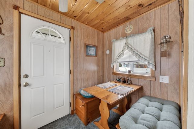 82 Princeton St, New Bedford, MA 02745