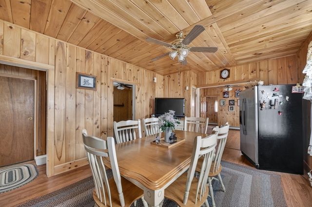 82 Princeton St, New Bedford, MA 02745