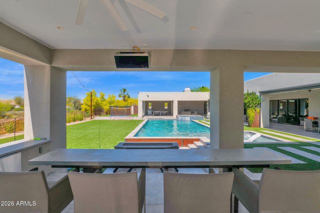 27330 N 69TH Street, Scottsdale, AZ 85266