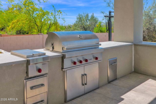 27330 N 69TH Street, Scottsdale, AZ 85266