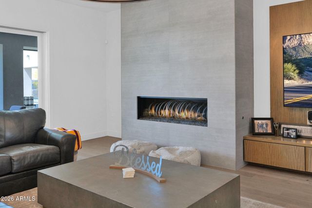 27330 N 69TH Street, Scottsdale, AZ 85266