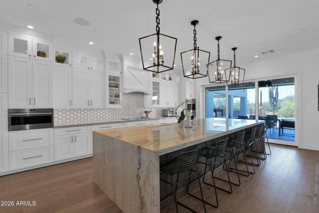 27330 N 69TH Street, Scottsdale, AZ 85266