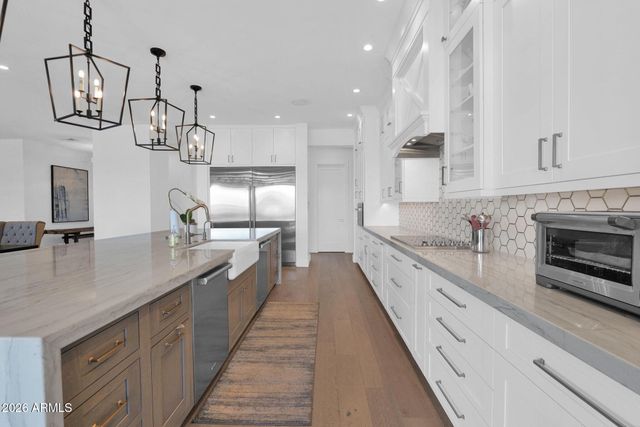 27330 N 69TH Street, Scottsdale, AZ 85266