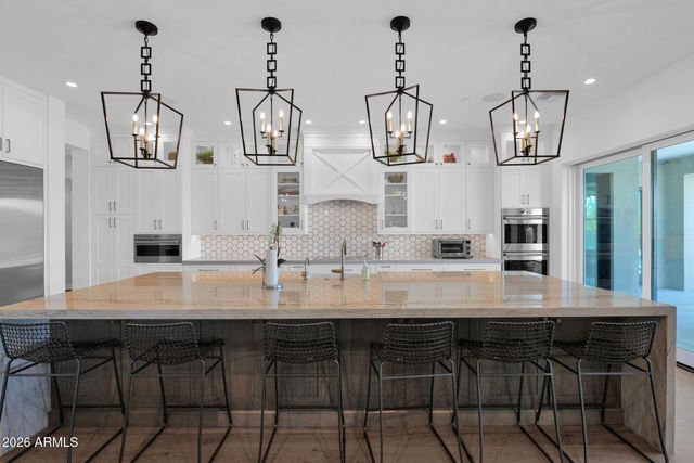 27330 N 69TH Street, Scottsdale, AZ 85266