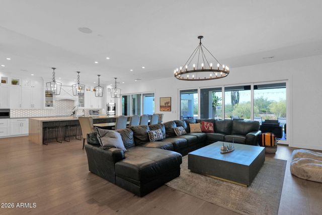 27330 N 69TH Street, Scottsdale, AZ 85266