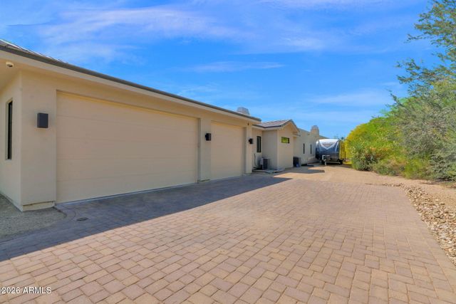 27330 N 69TH Street, Scottsdale, AZ 85266