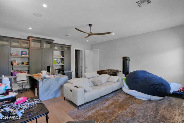 27330 N 69TH Street, Scottsdale, AZ 85266