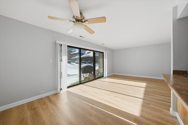 3207 184th Street 1A, Homewood, IL 60430