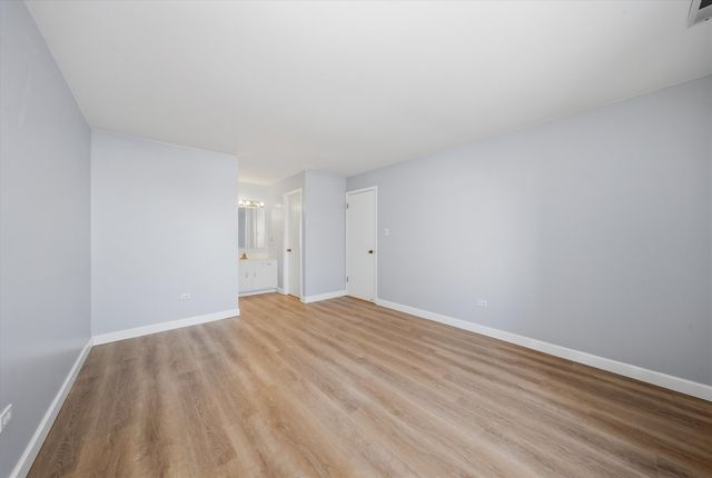 3207 184th Street 1A, Homewood, IL 60430