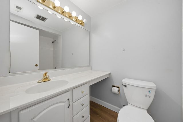 3207 184th Street 1A, Homewood, IL 60430