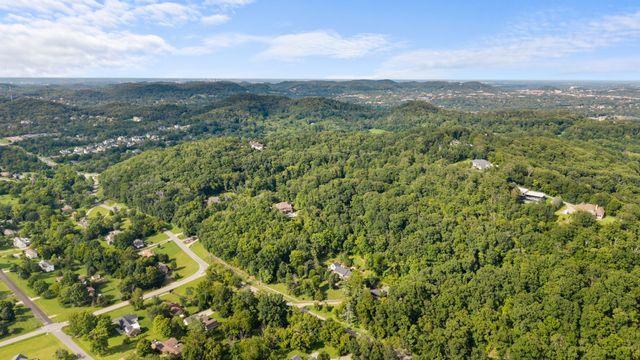 730 Valhalla Ln, Brentwood, TN 37027