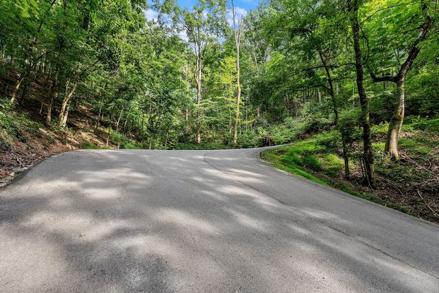 730 Valhalla Ln, Brentwood, TN 37027