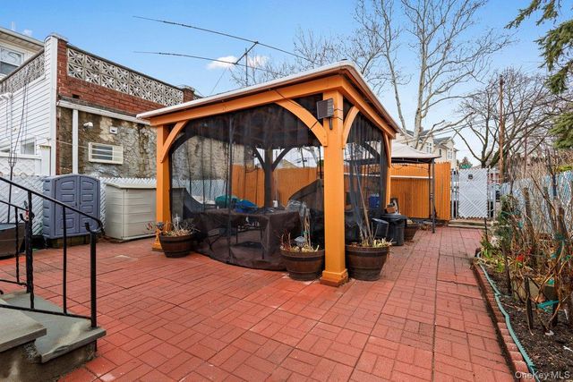 285 First Street, Yonkers, NY 10704