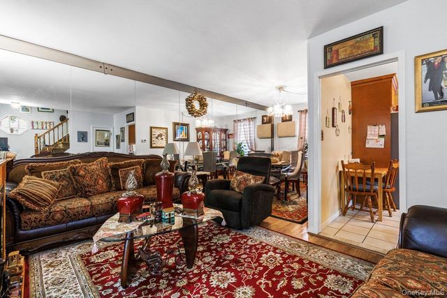 285 First Street, Yonkers, NY 10704