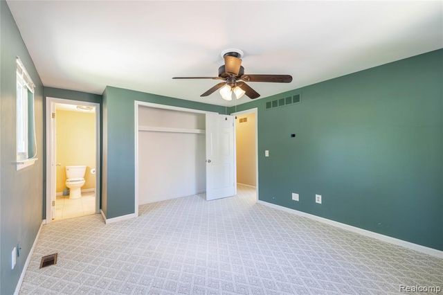 569 Hendrickson Boulevard, Clawson, MI 48017