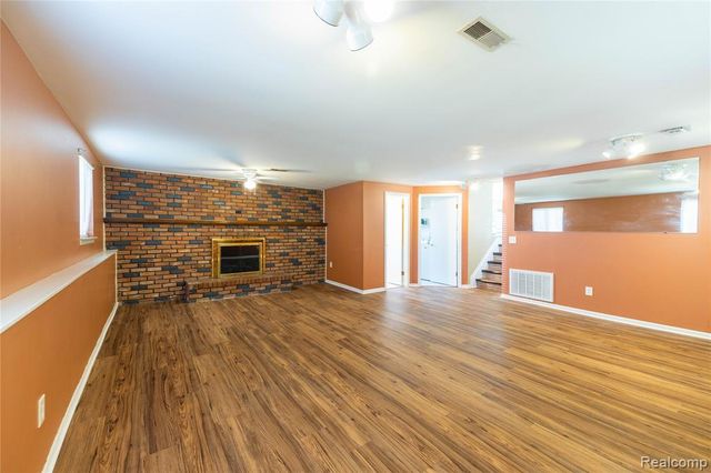 569 Hendrickson Boulevard, Clawson, MI 48017