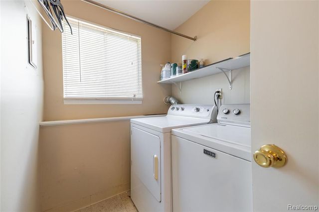 569 Hendrickson Boulevard, Clawson, MI 48017