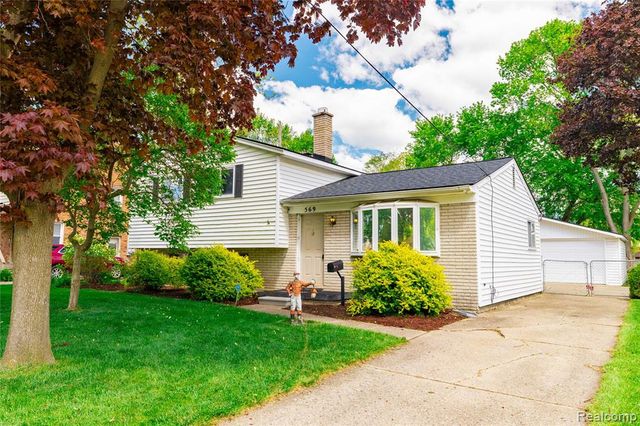 569 Hendrickson Boulevard, Clawson, MI 48017