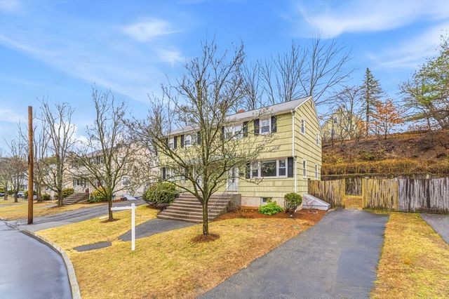 20 Charles Road 20, Winchester, MA 01890