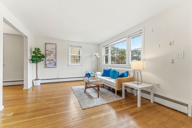 20 Charles Road 20, Winchester, MA 01890